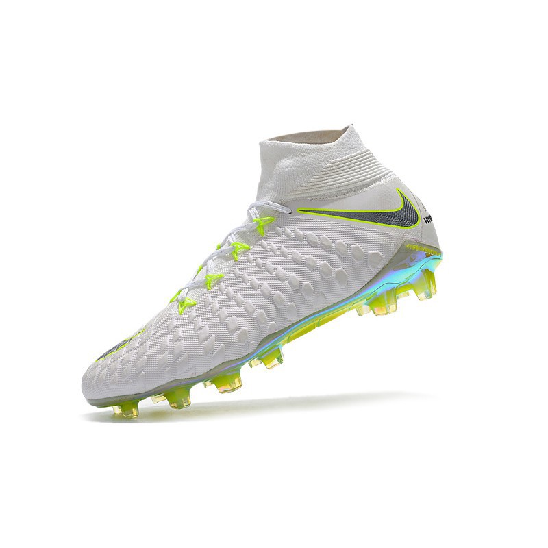 phantom 3 soccer cleats