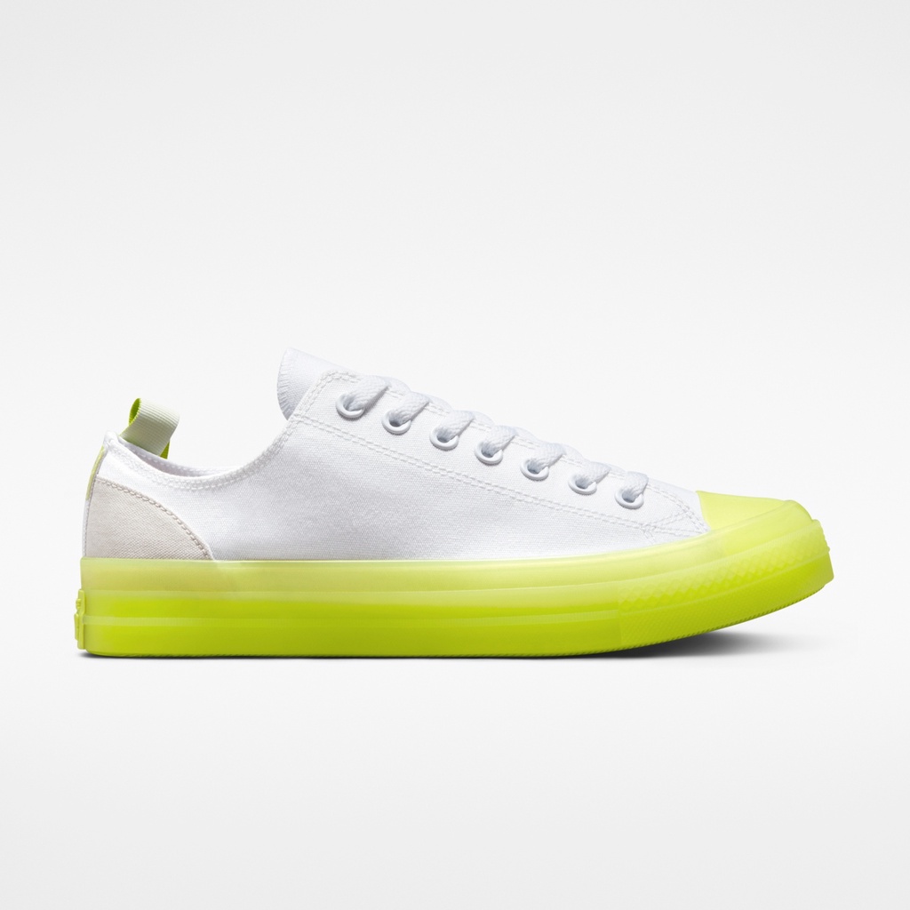 chuck taylor pale putty