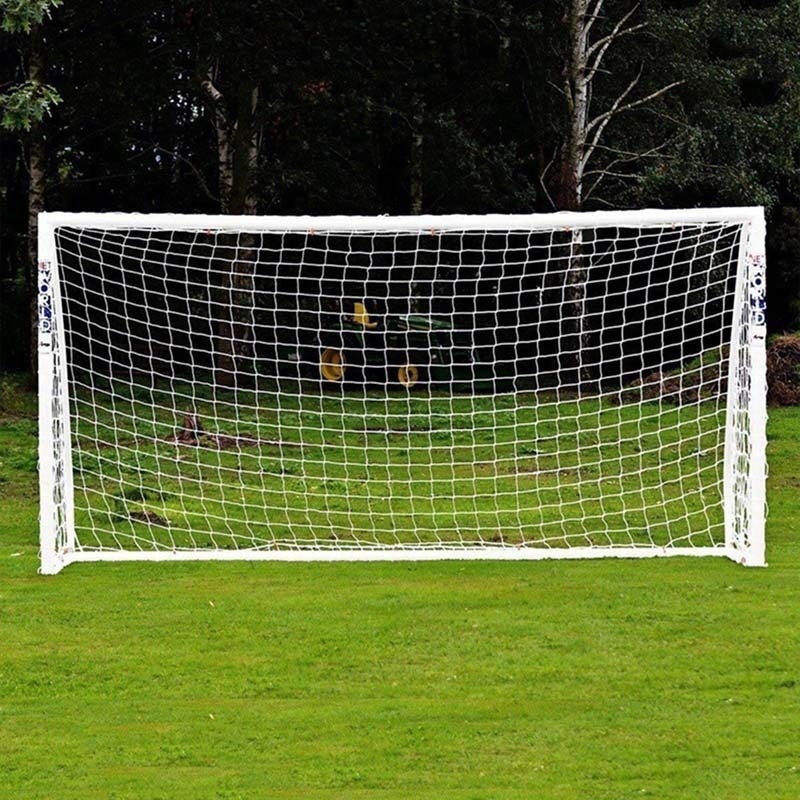 official soccer net size