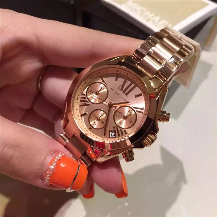 michael kors mini bradshaw rose gold