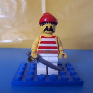 old lego pirates minifigures