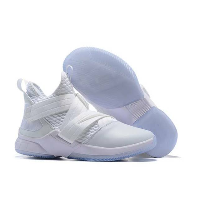 nike men's lebron soldier xii basketball shoe