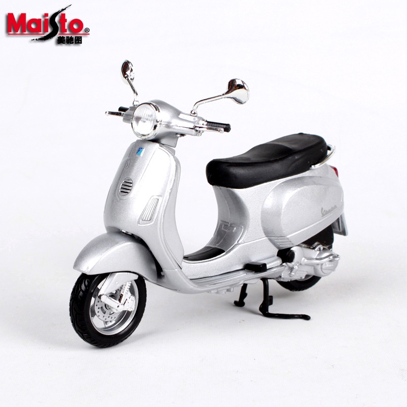 maisto vespa 1 18