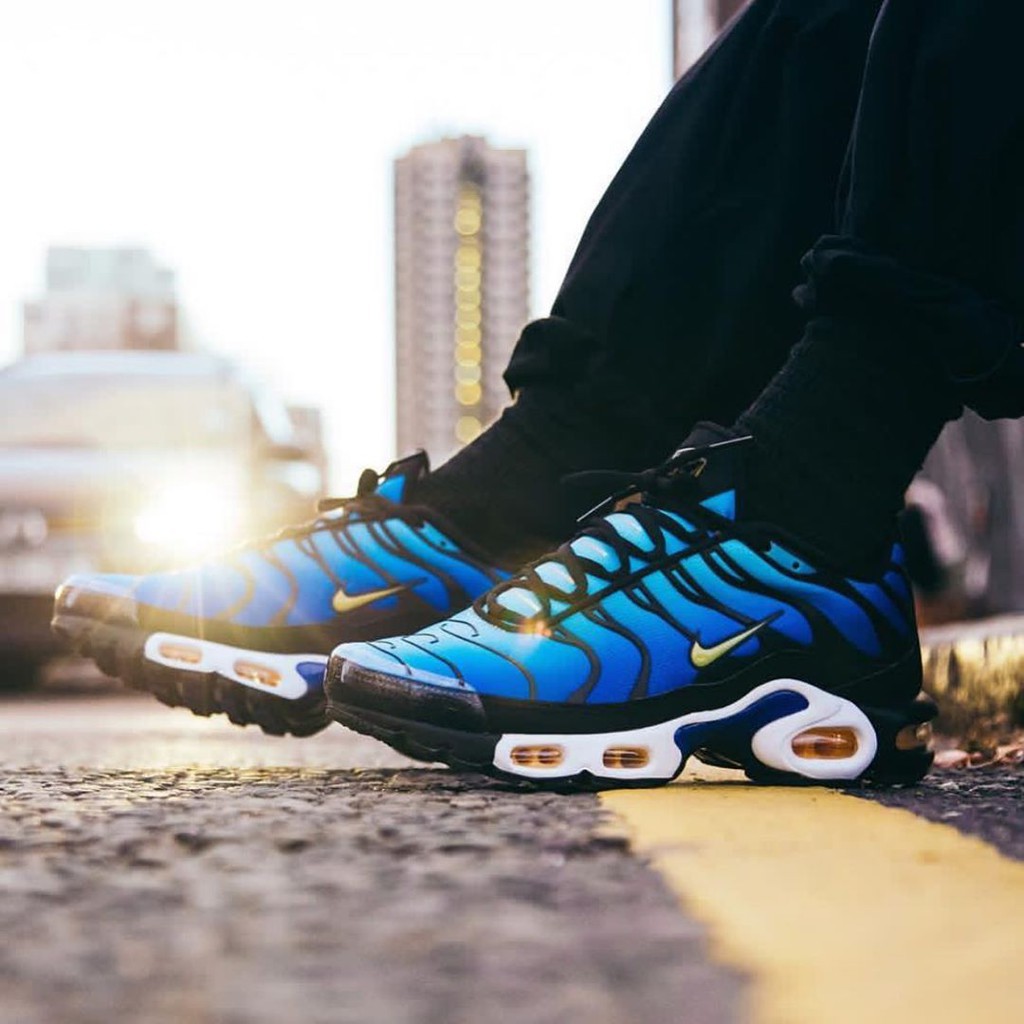 air max tn plus hyper blue