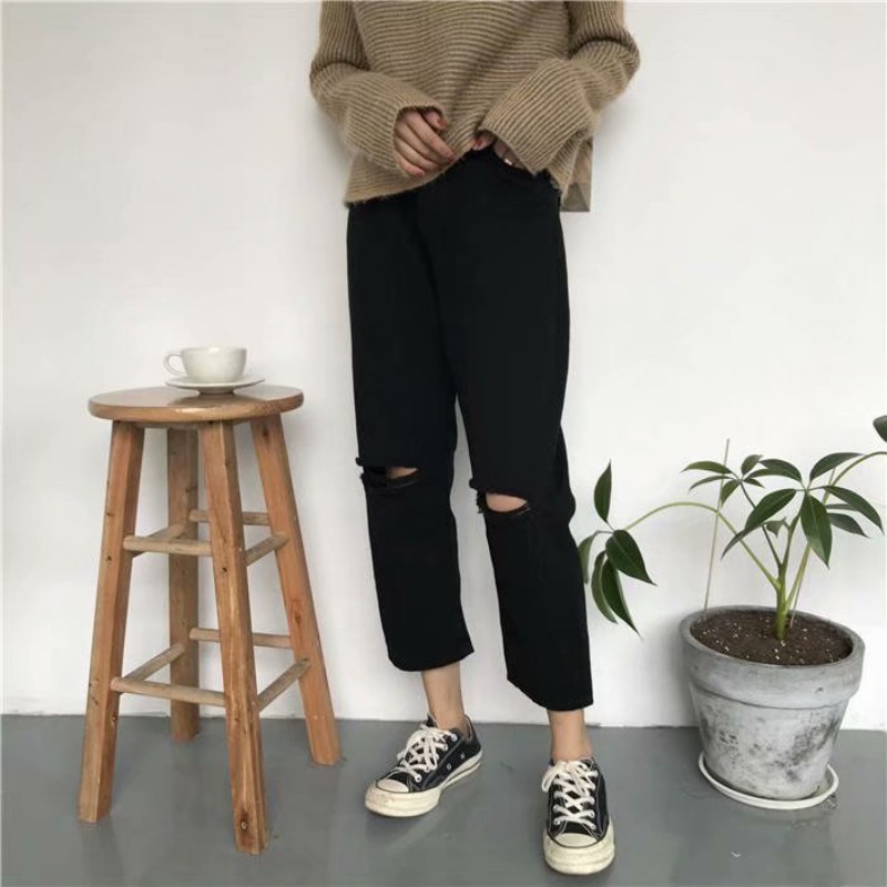 black ripped jeans loose