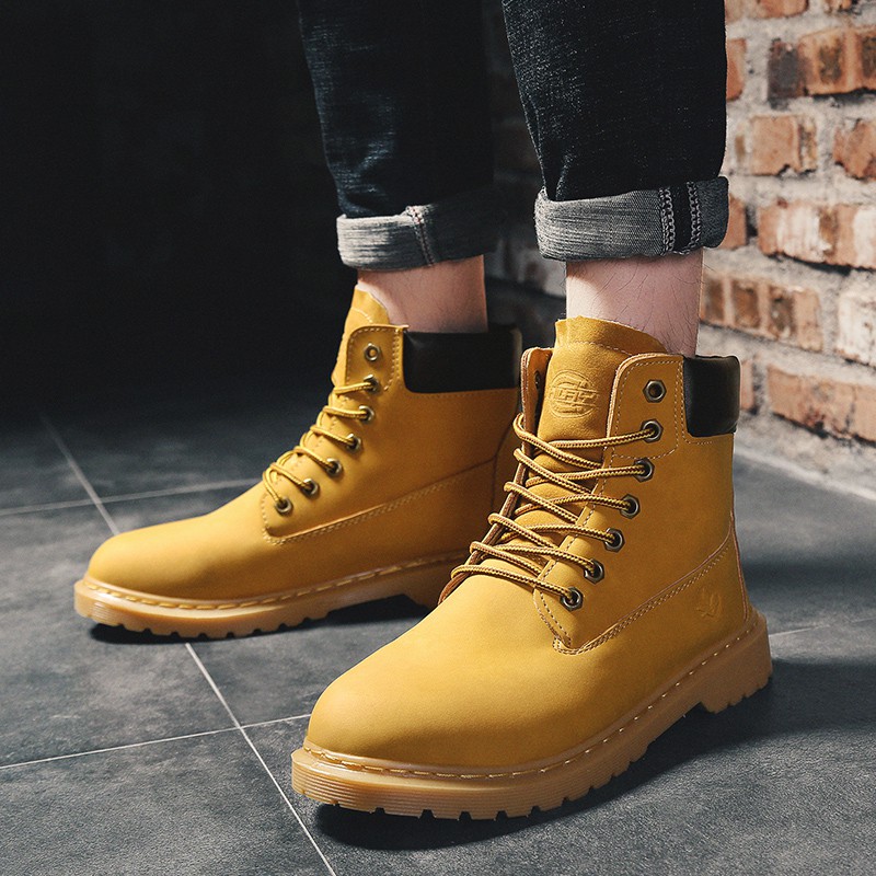 READY STOCK Men's Martin Boots Leather Ankle Boots （Yellow）