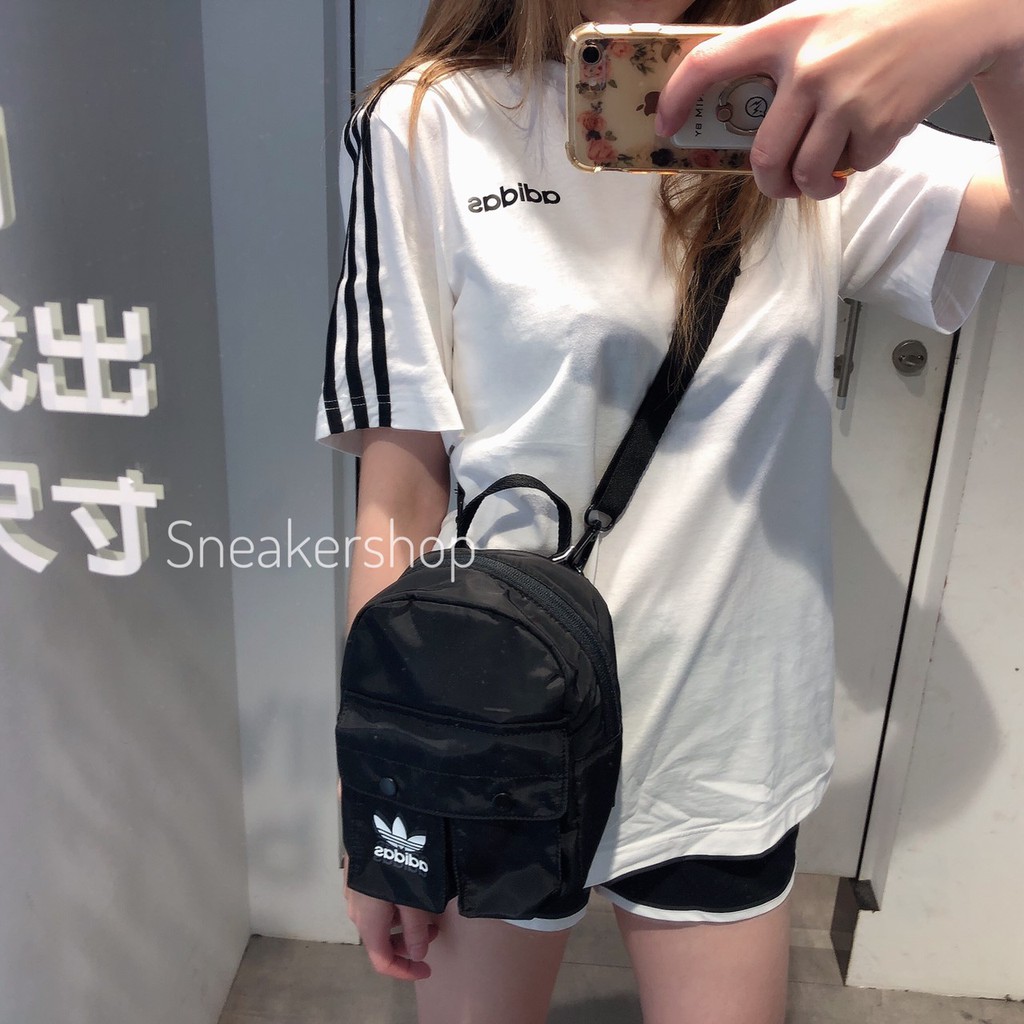 dv0209 adidas