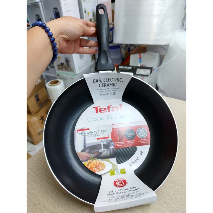 minder İltifat periskop  Do NOT USE FOR Magnetic KITCHEN - TEFAL- Cook & Clean frying pan size 26cm  B2250595- Genuine goods, made in China | Shopee Singapore