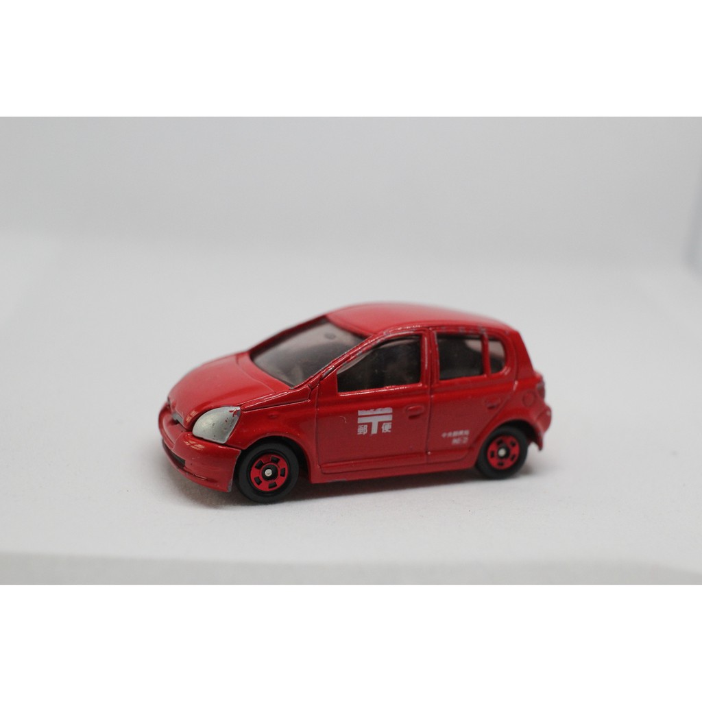 tomica toyota vitz