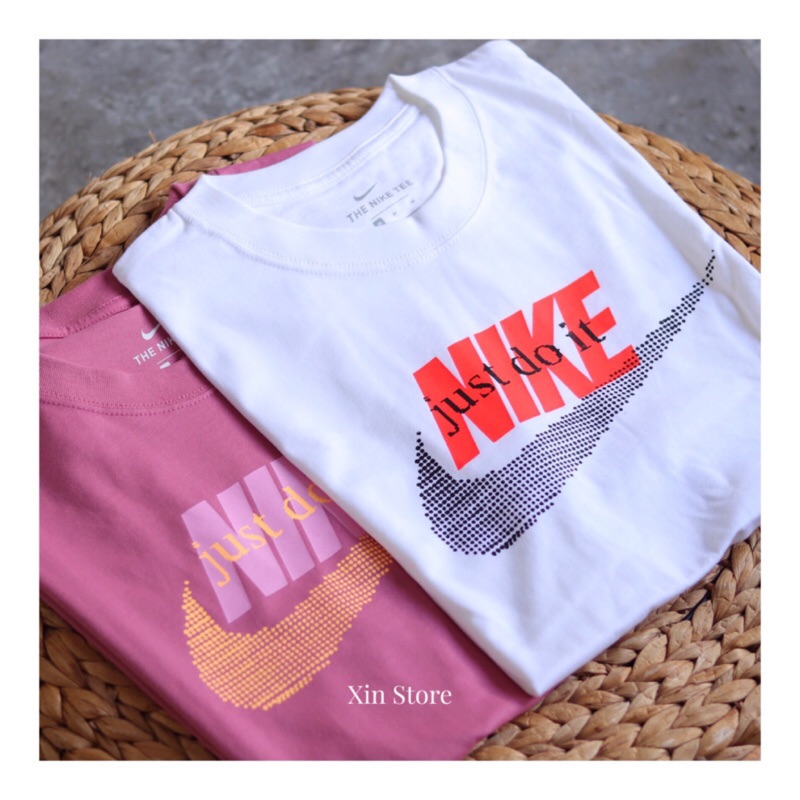 violet nike shirt