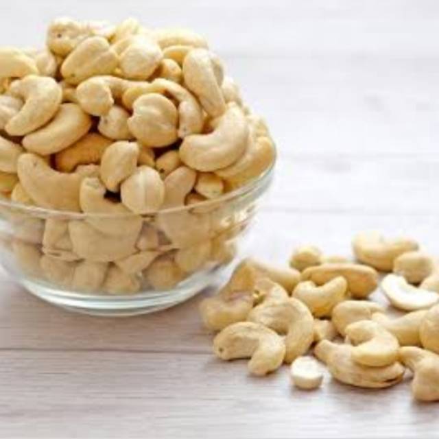 plain cashew nuts