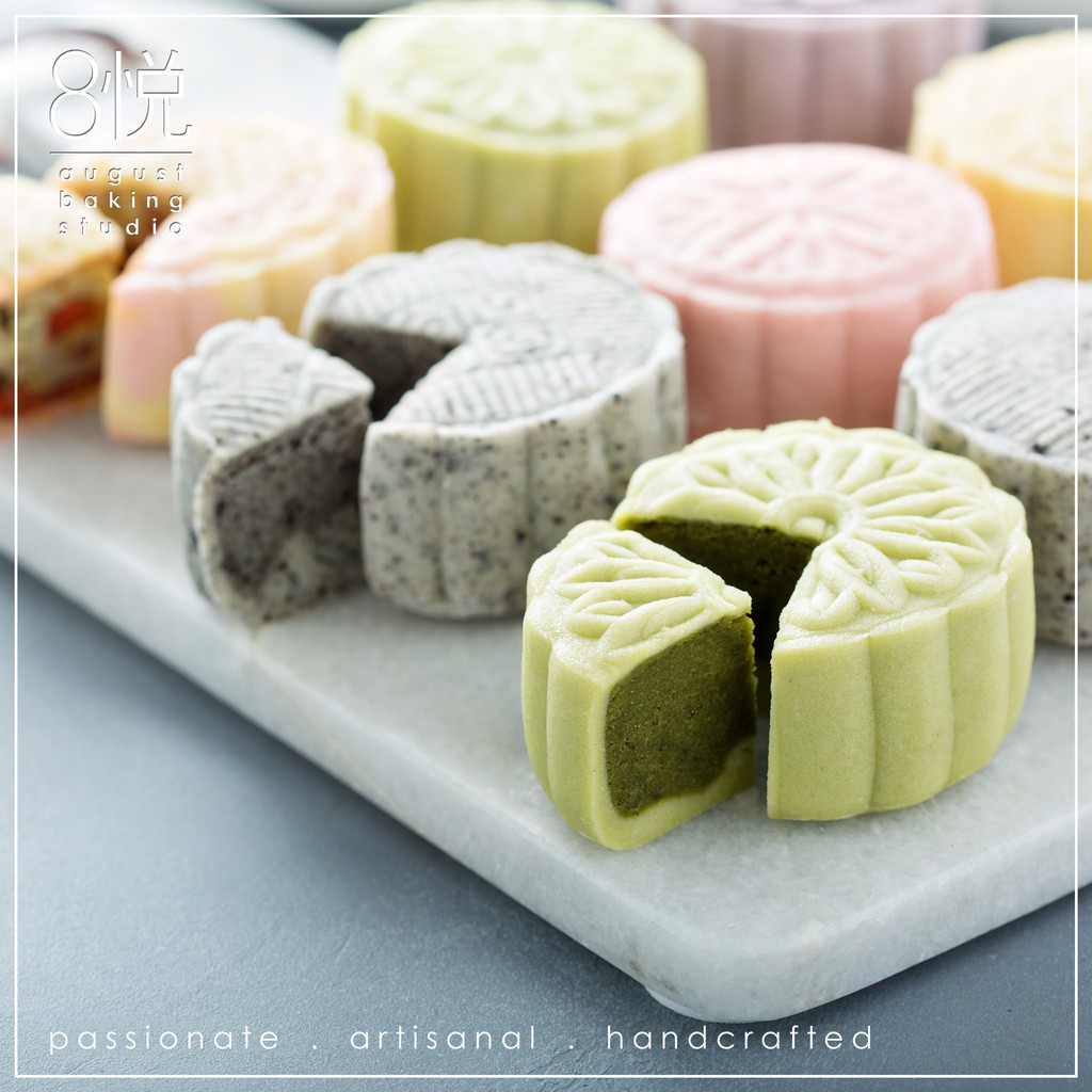 Best Snow Skin Mooncake Singapore is rated the best in 04/2024 BeeCost