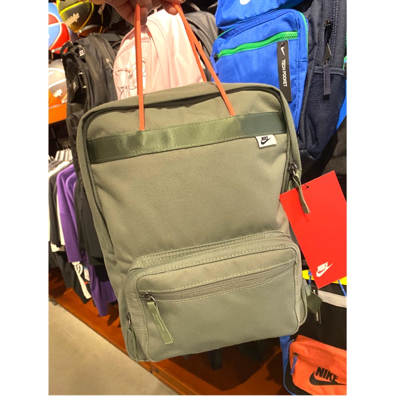 nike army green backpack