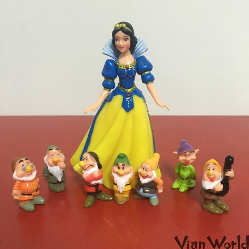 seven dwarfs doll set
