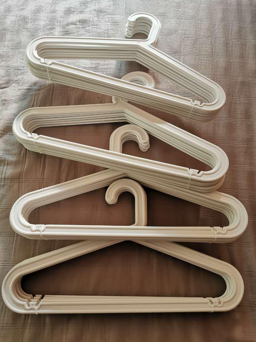 40/80 pcs Clothes Hanger ikea alike Plastic No Trace Clothes Rack Bagis style | Shopee Singapore