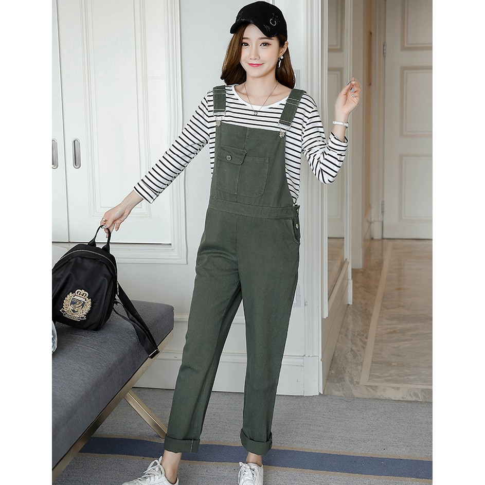 pregnant women in jumpsuits