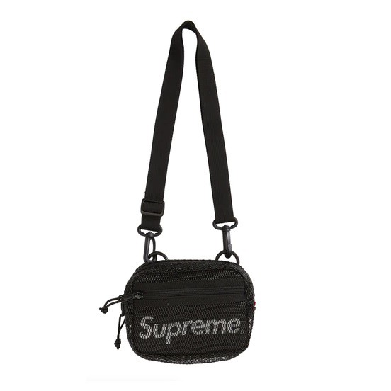 supreme shoulder fanny pack roblox