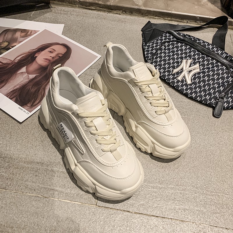 sneakers sport