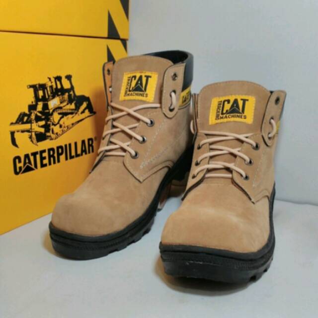 caterpillar suede boots