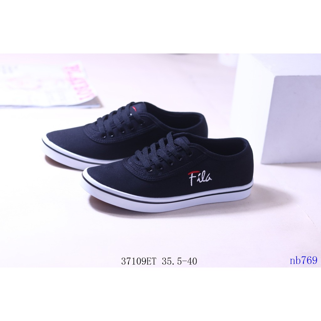 canvas fila shoes