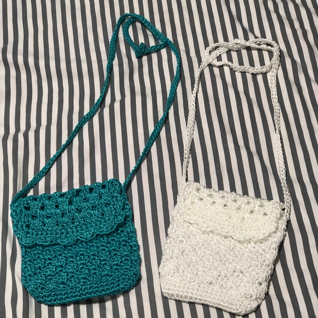 crochet sling bag