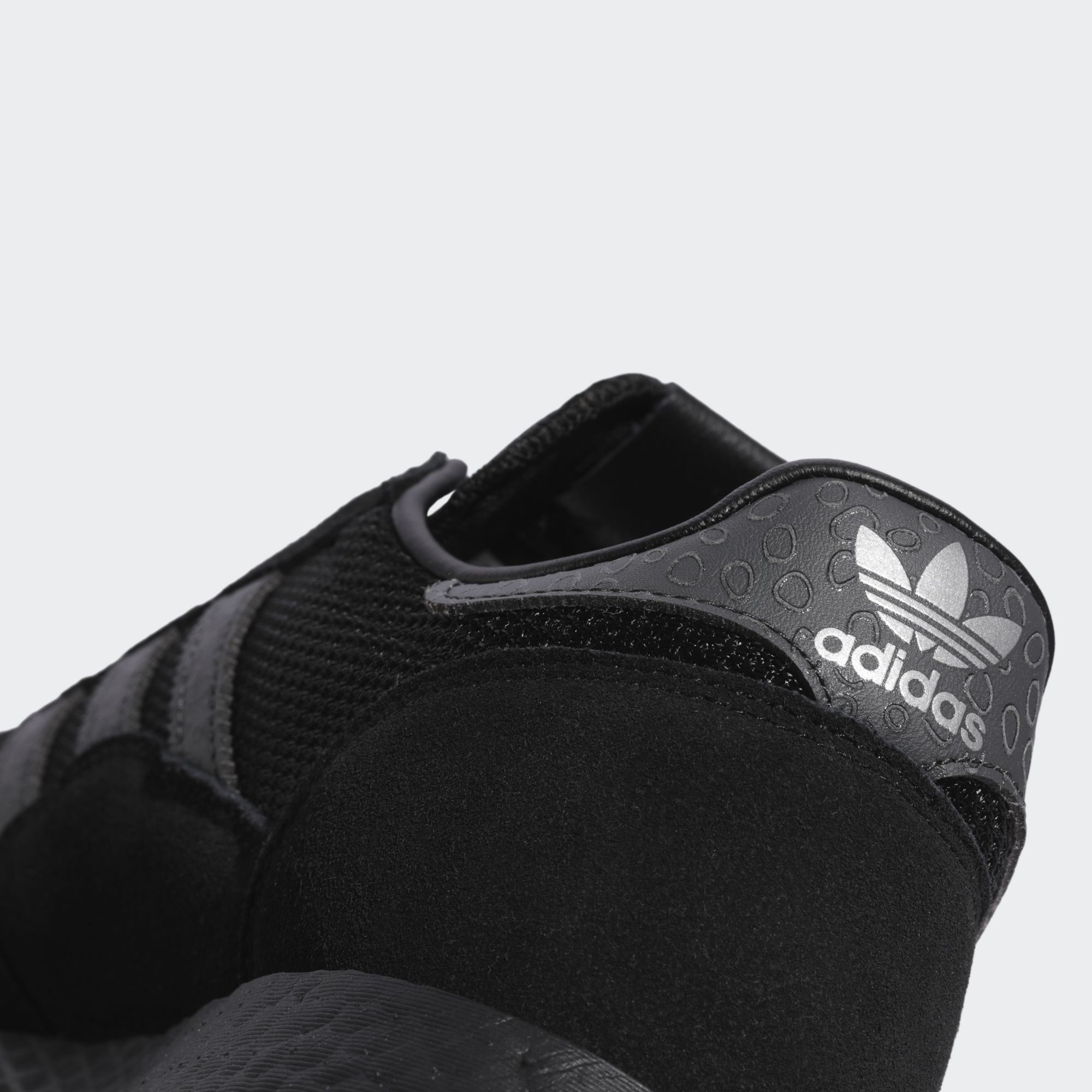 ef0321 adidas