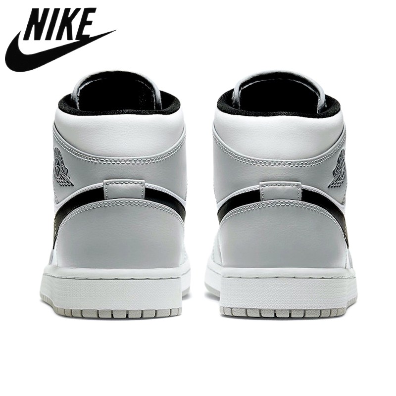 durable basketball shoes