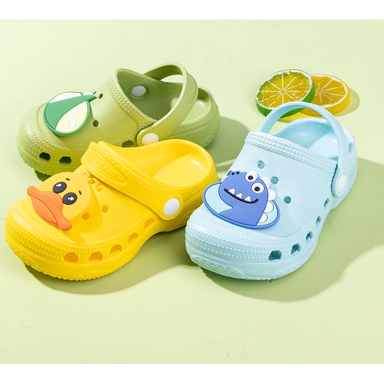 crocs baby sandals