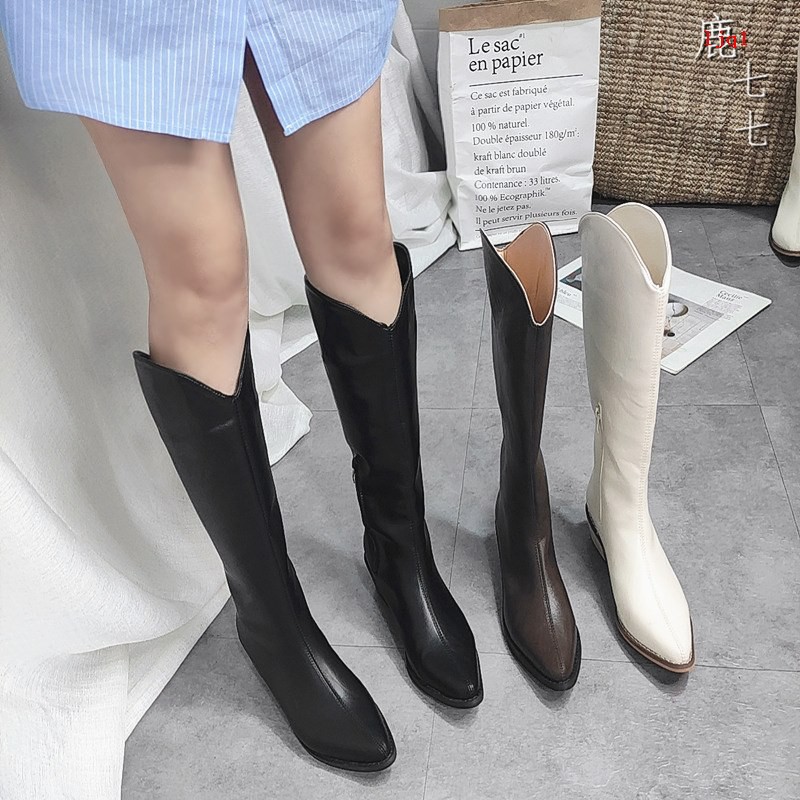 heeled western boots