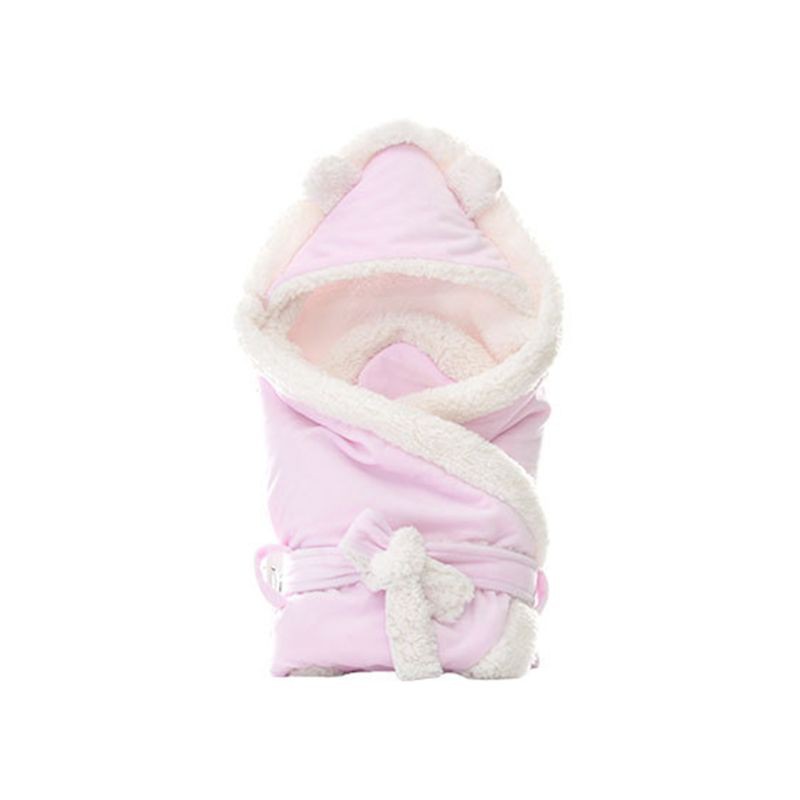 wrap a baby swaddle