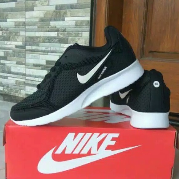 nike shoes size 38