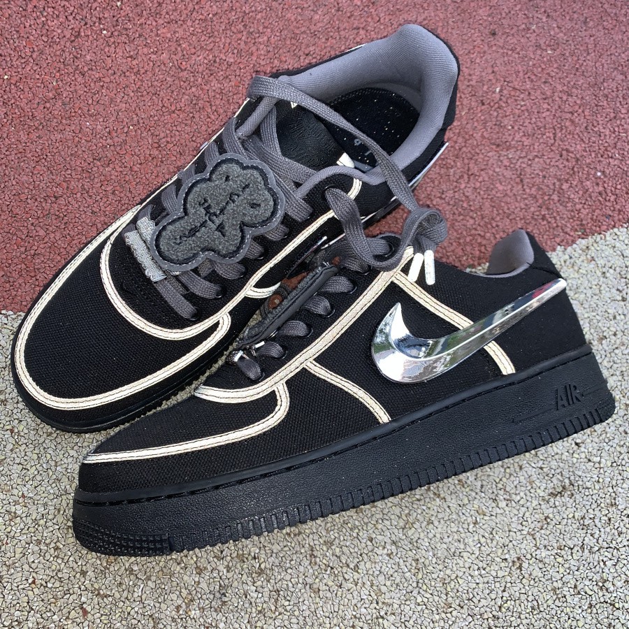 black travis scott af1