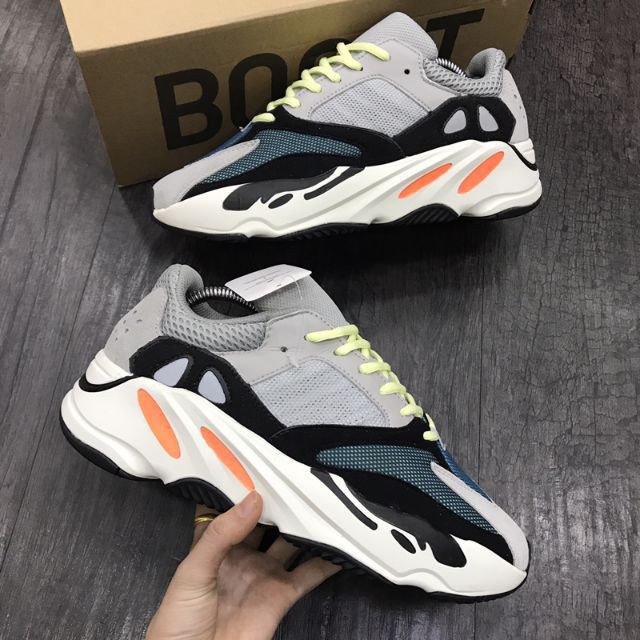 yeezy 700 wave run