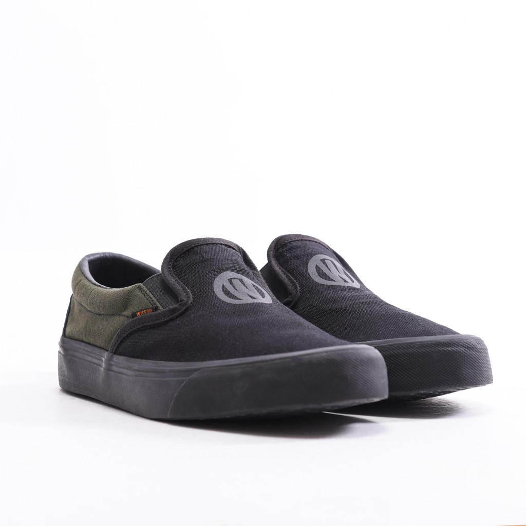Wised | Overdrive BLACK | Slip ON SHOES