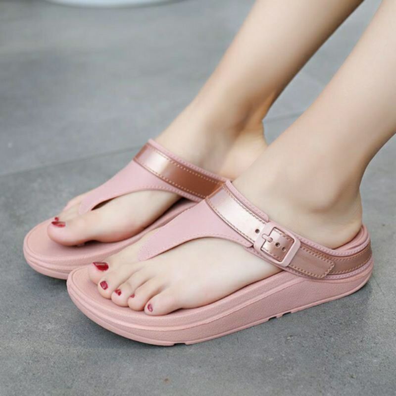 flip flop heel slippers