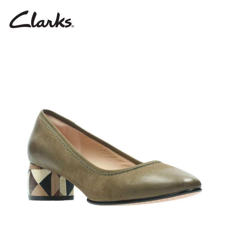 clarks smart shoes