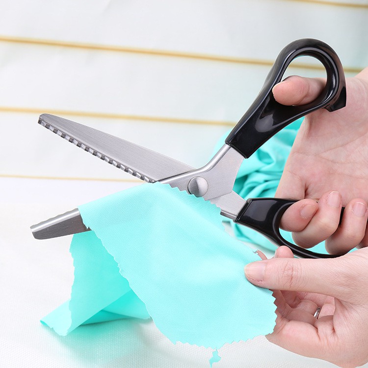 zig zag cutting scissors