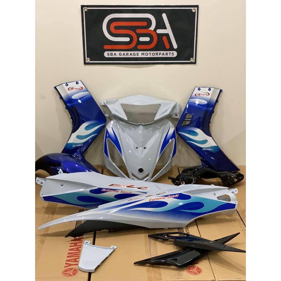 Yamaha Lc 135 V1 Bodyset Coverset Original Fire Blue 100 Hong Leong Yamaha Hly Stripe Ready To Save Free Emblem Shopee Singapore