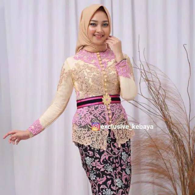 kebaya tile hijab