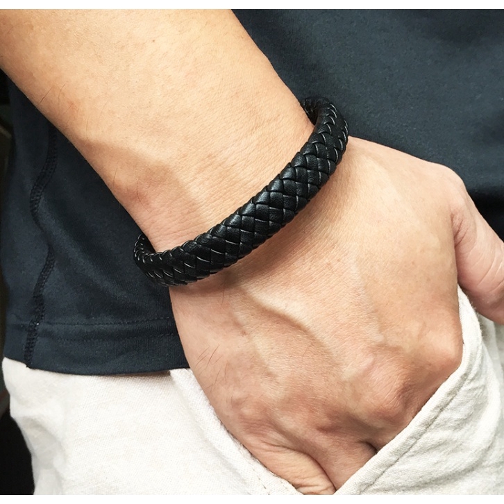 Stylish Mens Rope Leather bracelet for men with Stainless Steel Magnetic Clasp 