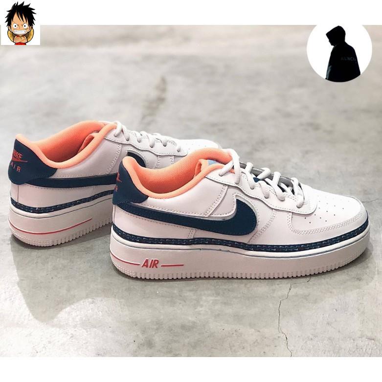 white af1 low on feet