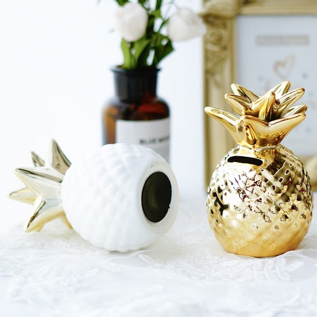 [Ahagexa] Pineapple Shape Money Box Deco Figurine Piggy Bank Ceramic Coin Bank Gift Idea Size 8 X 13 Cm, White / Gold Color