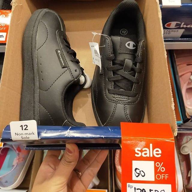 payless velcro sneakers