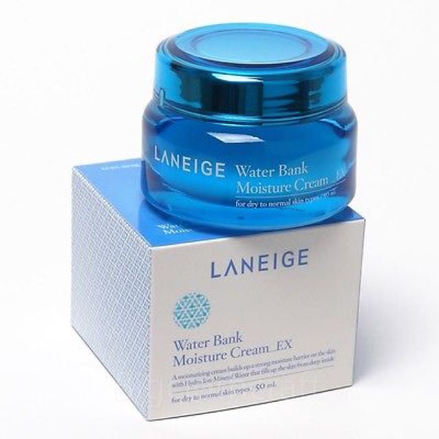 Moisture cream перевод на русский. Laneige Water крем. 999 Moisture Cream крем. Laneige Moisture Cream ex описание. Моистуре крем Орбэ синий.