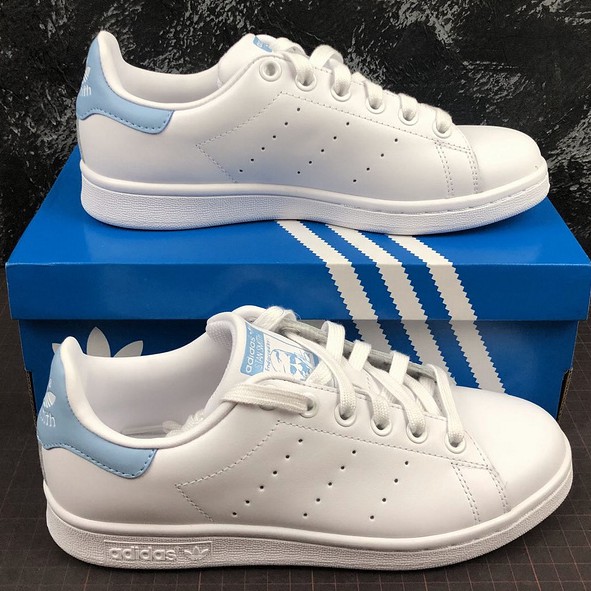 baby blue stan smith