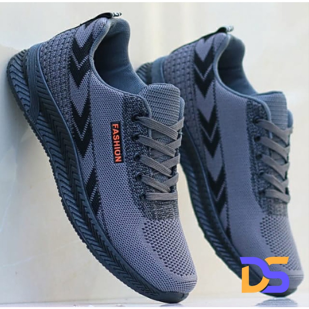 "Sepatu Sneaker Pria Import - Shoes Premium Import / Sepatu Sekolah Variasi 3 warna (BAYAR DI TEMPAT)"