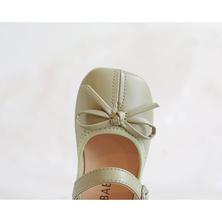 Fresh Girls Plain Pigmented Bowknot Velcro Soft Leather Shoes Square Head Anti-skid 2-6 Years Old Kids Princess Shoes