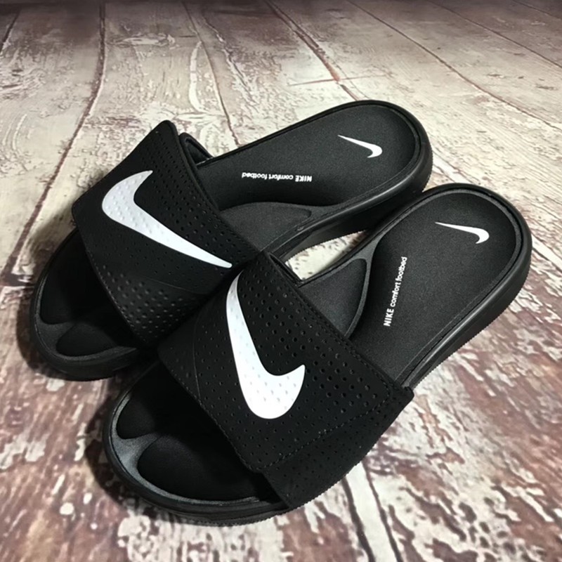 womens nike ultra comfort slide