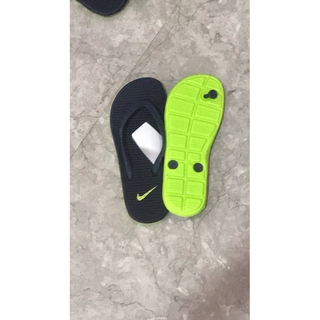 nike rubber flip flops