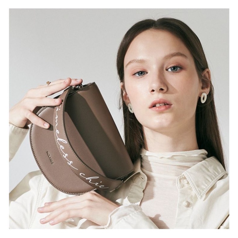 ★MCLANEE★ 470 GANEL SHOULDER & CROSS BAG 470ganell Silver Atwood Chain-Embellished Shoulder Bag - CHARLES